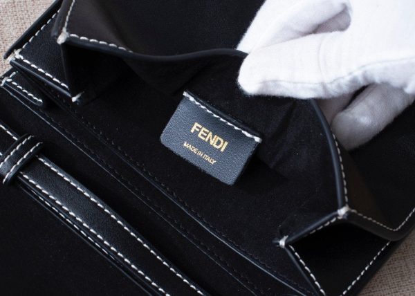 Fendi Fab Shoulder Bag – Black