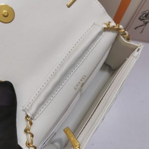 CHANEL Chain Wallet Shoulder