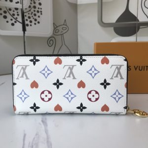 Louis Vuitton Zippy Wallet Game On