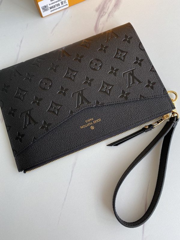 Louis Vuitton Empreinte Daily Pouch Black