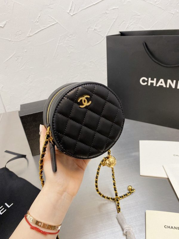 Chanel Mini Vaniti Black