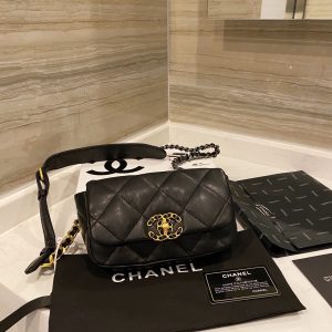 Chanel 19 Handbag