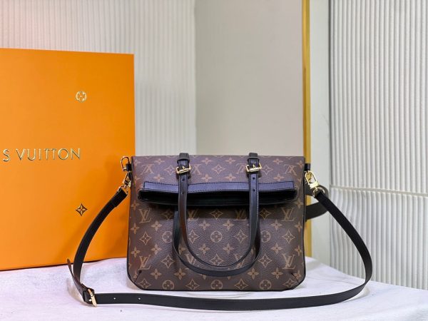 LOUIS VUITTON STEAMER BAG