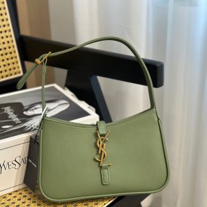 Ysl Le 5 A 7 Hobo Bag In Smooth Green