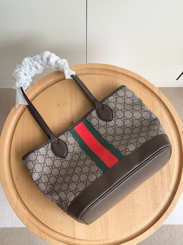 Gucci Ophidia Small GG Supreme