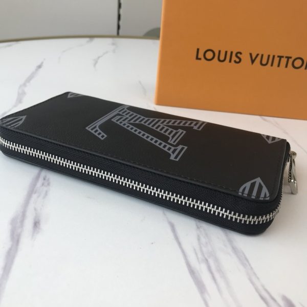 Louis Vuitton Brazza Wallet Taurillon Shadow M80042 – RRG024