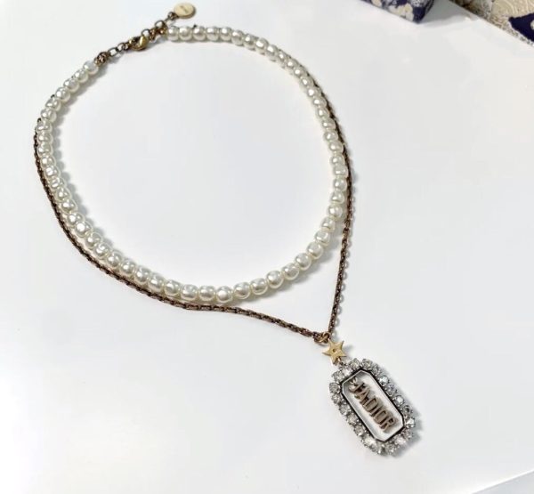 EN – Lux Necklace DIR021