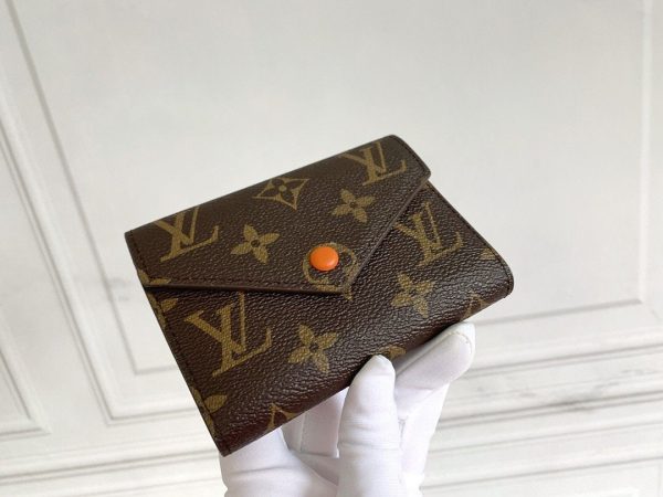 Louis Vuitton Victorine