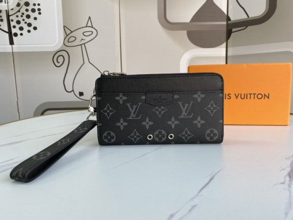 New Arrival Wallet LUV 084