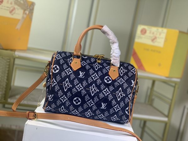 Louis Vuitton Speedy