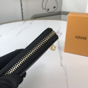 Louis Vuitton Game On Zippy Coin Wallet