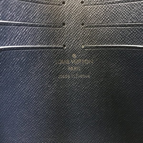 Louis Vuitton Pochette Voyage