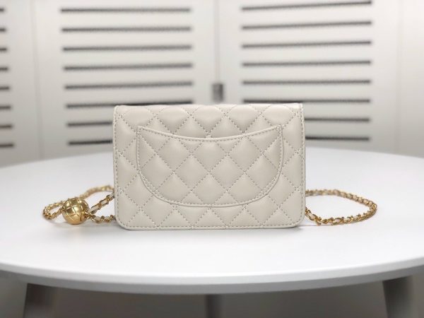 Chanel WOC