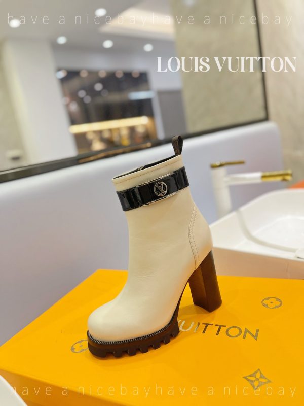 Premium LUV BOOTS 034