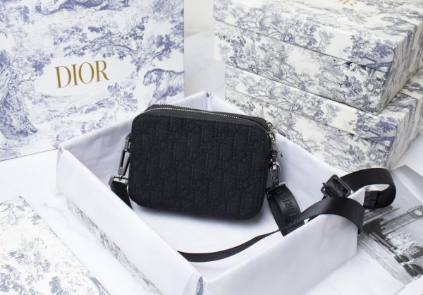 Dior 30 Montaigne Bag