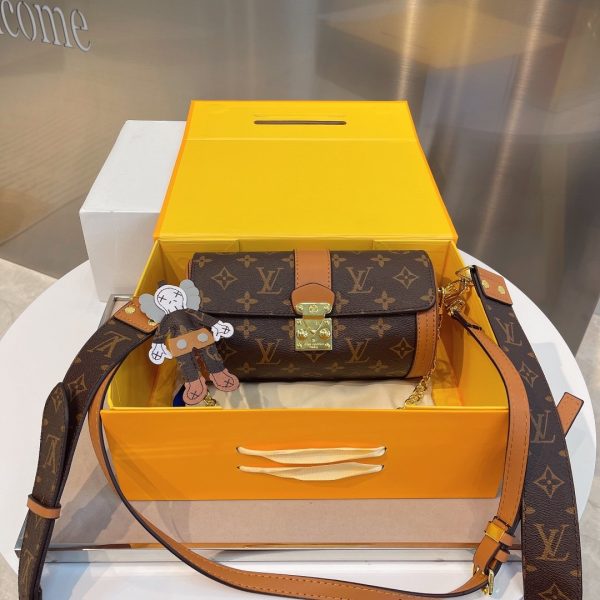 Louis Vuitton Papillon Trunk Monogram Canvas M57835