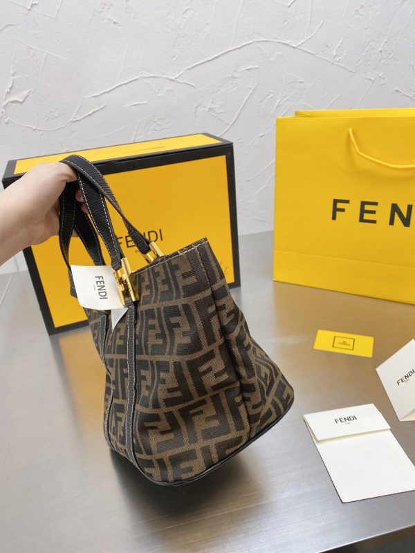 Fendi Sunshine Large Shopper Bag