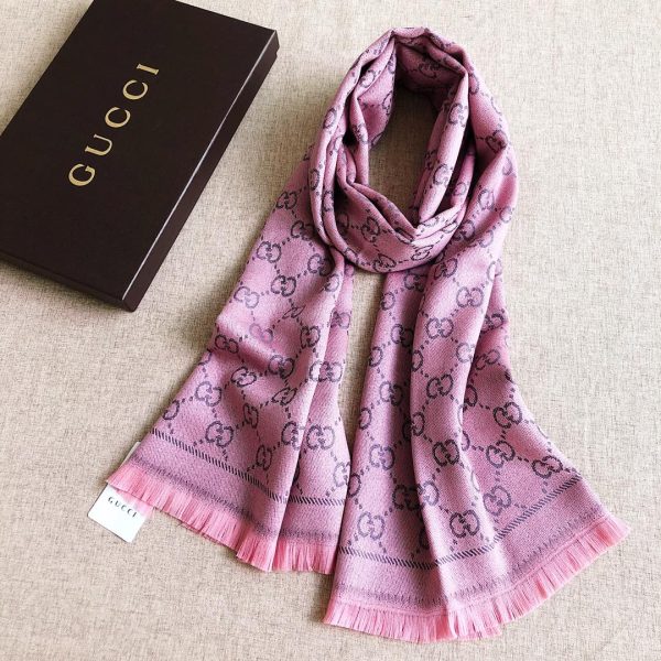 EN – Luxury GCI Scarf 010