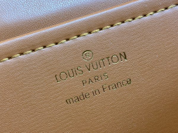 LOUIS VUITTON Marceau