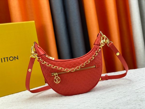 i Louis Vuitton Loop Baguette Bag ‘Red’