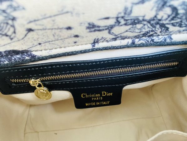 Christian Dior Lady Dior D-Lite