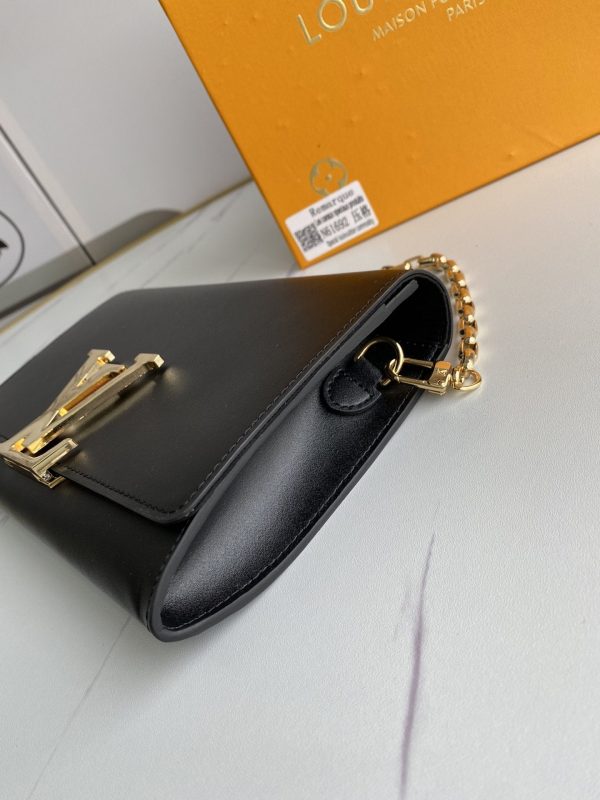 Louis Vuitton – Chain Louise GM