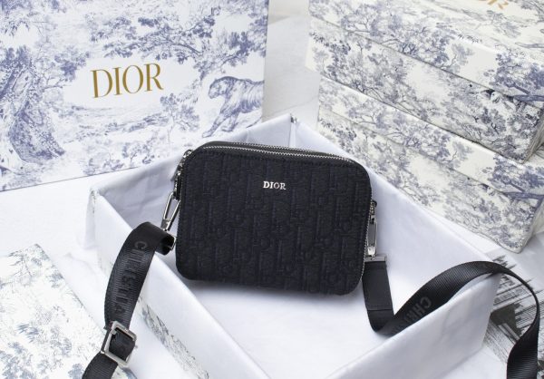 Dior 30 Montaigne Bag