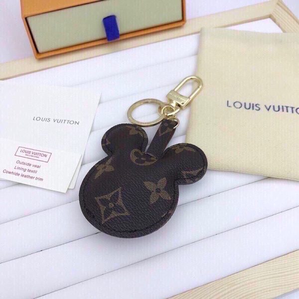 EN – Lux Keychains LUV 055