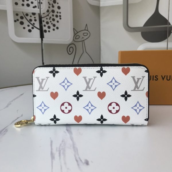 Louis Vuitton Zippy Wallet Game On