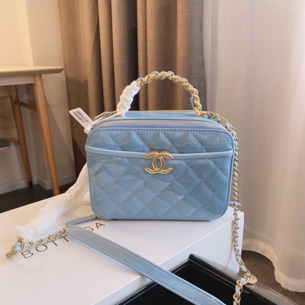 CHANEL VANITY TOP HANDLE BAG