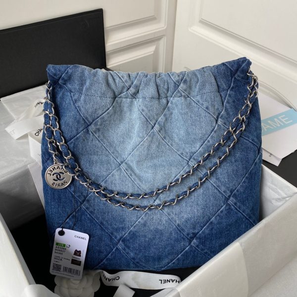 Design Chanel 22 Handbag