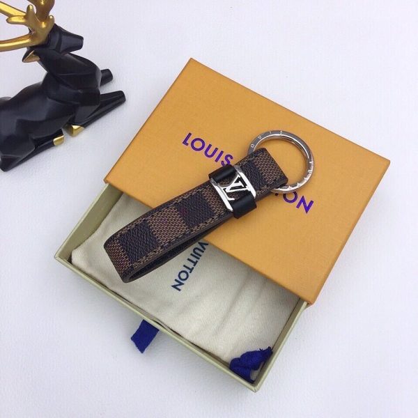 EN – Lux Keychains LUV 002