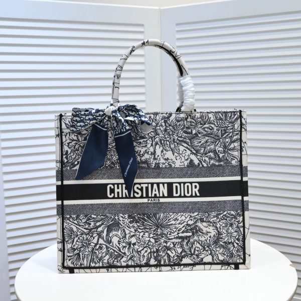 Dior Book Tote Latte Multicolor Dior Zodiac Embroidery