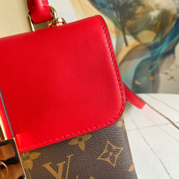 LOUIS VUITTON Locky BB