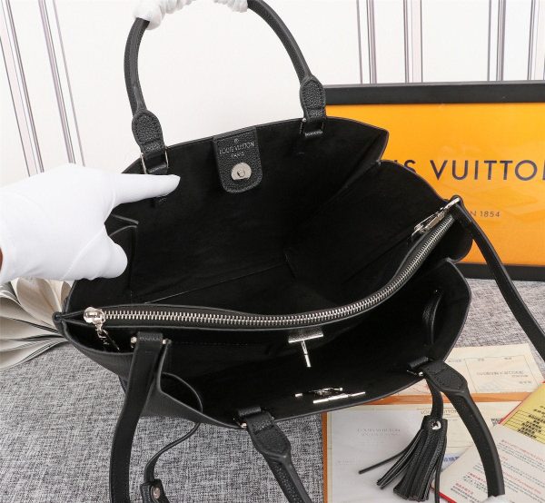 Women Louis Vuitton Tote Bag Bag 2way Rock meat Calf leather M5456