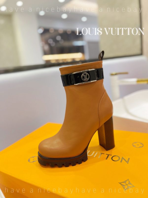 Premium LUV BOOTS 035