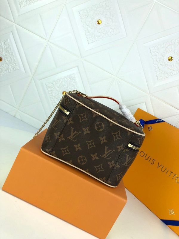 Louis Vuitton Monogram Nice Mini Vanity Canvas Vanity Bag M44495 In Excellent Condition