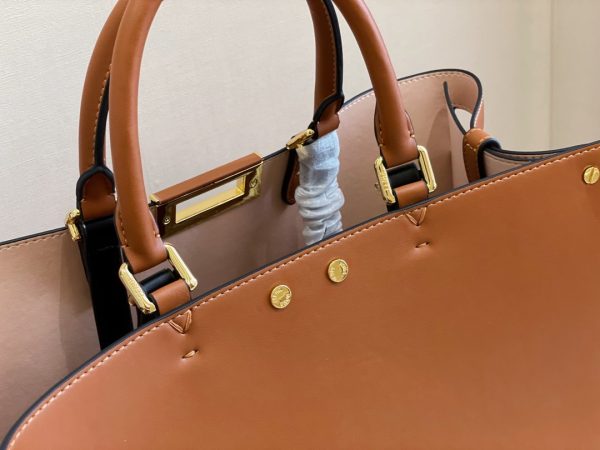 Fendi Peekaboo X Tote Bag