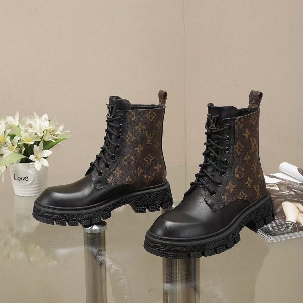 Premium LUV BOOTS 004