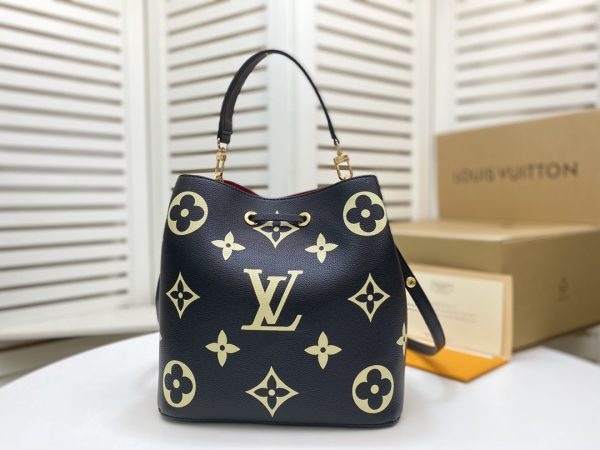 LOUIS VUITTON Néonoé MM Monogram Empreinte