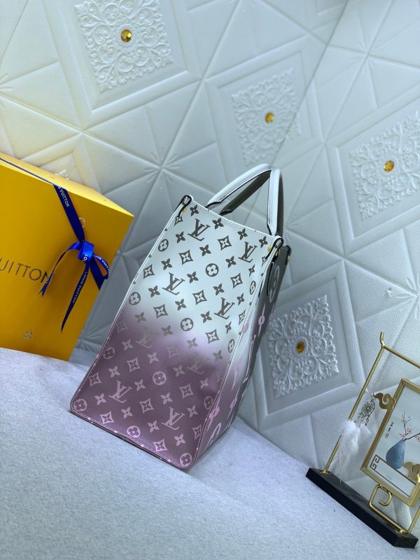 LV Louis Vuitton Onthego GM Pastel