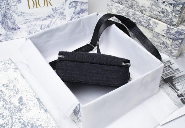 Dior 30 Montaigne Bag