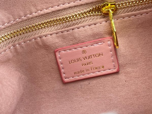 Louis Vuitton Petite Malle