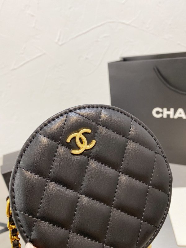 Chanel Mini Vaniti Black