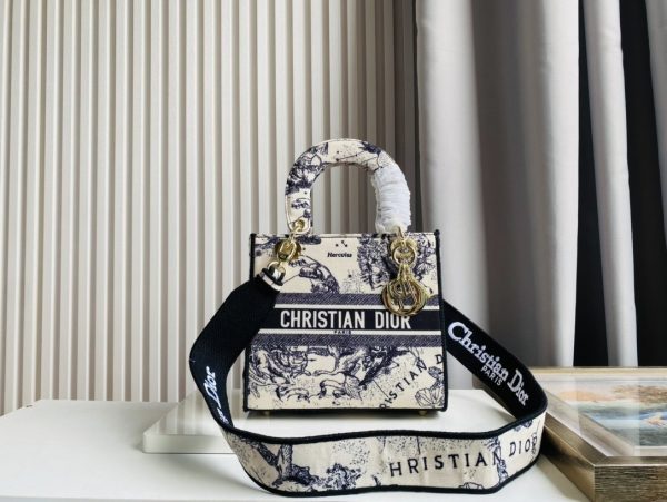 Christian Dior Lady Dior D-Lite