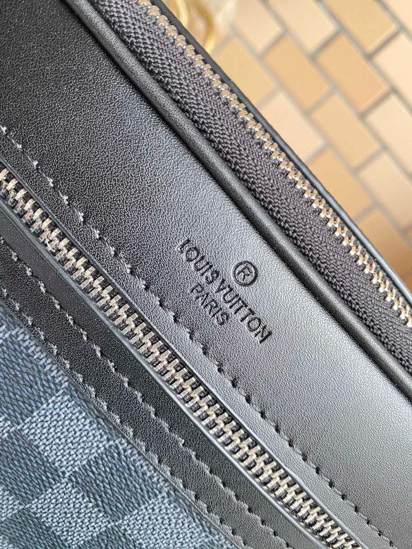 LV DAMIER GRAPHITE AMBLER CLUTCH/BUMBAG