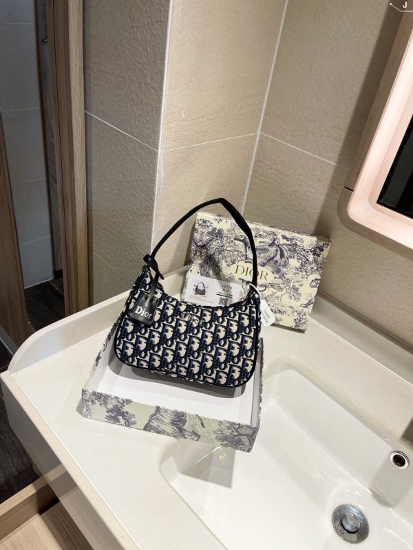 Dior Mini Saddle Soft Bag ‘Beige Black