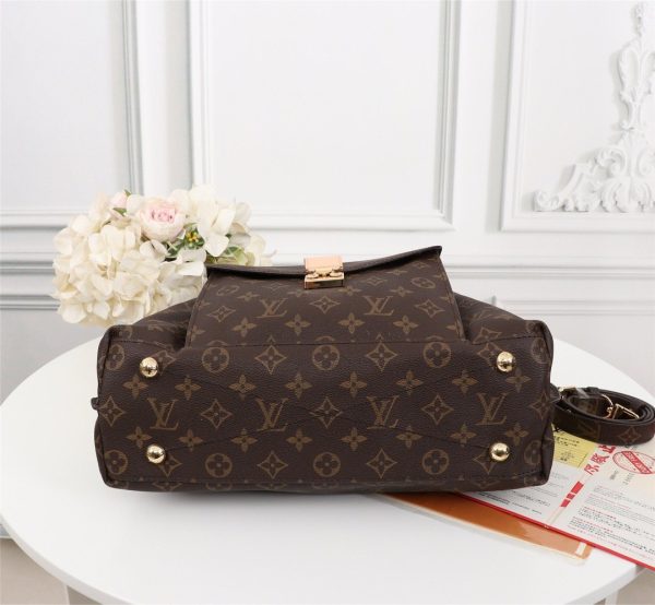 Louis Vuitton Metis Hobo Monogram