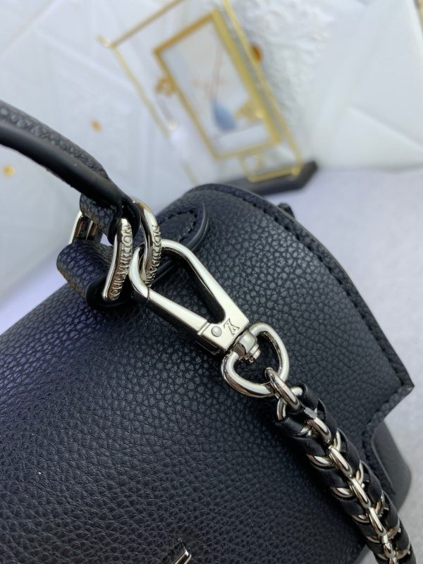 LOUIS VUITTON Lockme Ever Mini