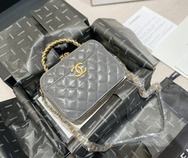 Chanel Vanity With Chain mini Black